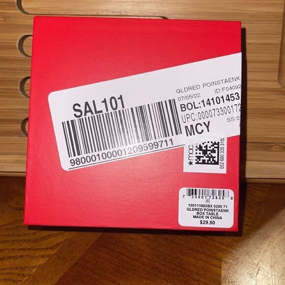 NIB Charter Club Gold-Tone Poinsettia Pendant Necklace and Stud Earrings - Picture 8 of 9